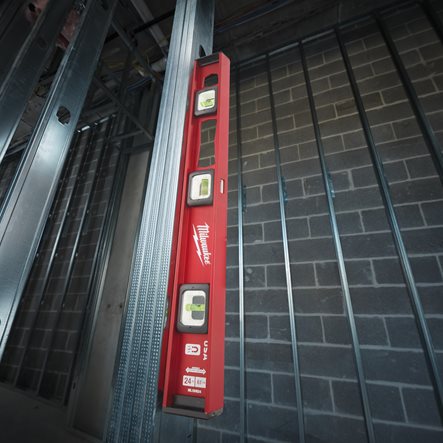 MILWAUKEE I beam level